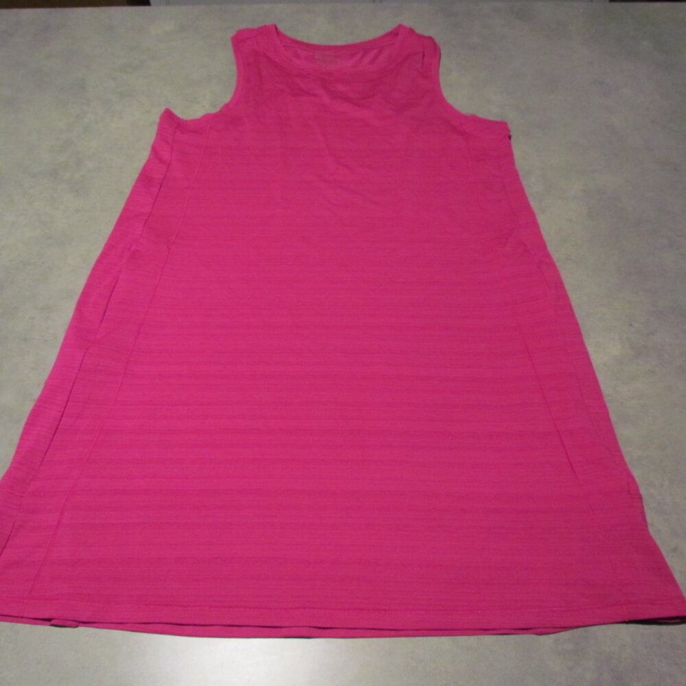 Athleta dress Womens M Pacifica Ilume Racerback Tank Dress Fuchsia Quick Dry